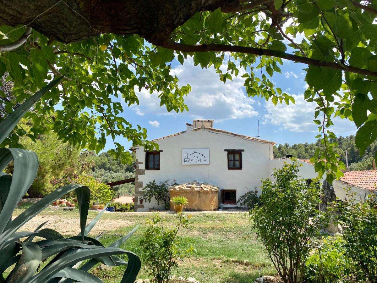 Mas Del Pi Bed & Breakfast Valderrobres